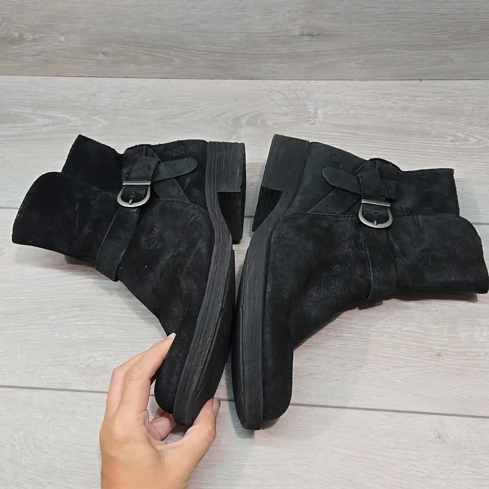 Born Women Ankle Moto Distressed Leather Boots shoes sz 8.5M